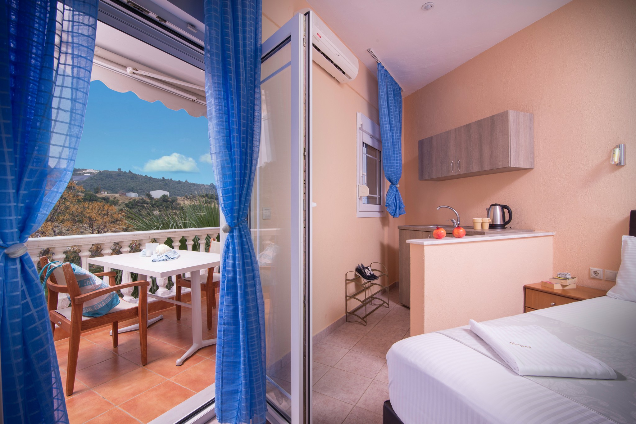 Sarti Beach Apartments (Apt.3)